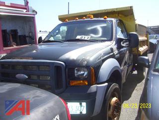 2006 Ford F550 Dump Truck with Sander