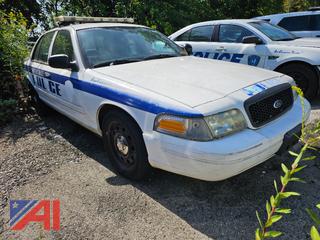 (#25) 2011 Ford Crown Victoria Sedan/Police Vehicle - (P-43D)