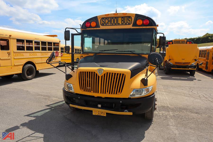 2011 IC BE Wheelchair School Bus/110 Auction | Auctions International