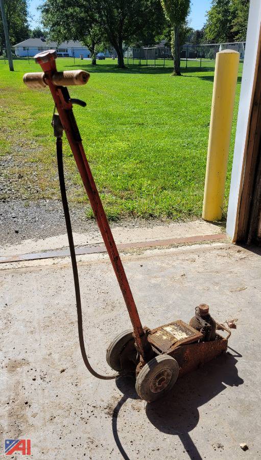 Auctions International Auction Village of Canastota DPWNY 34732