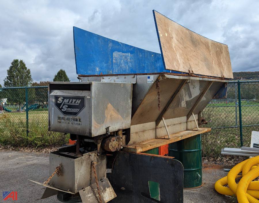 Auctions International Auction Watkins Glen CSDNY 34934 ITEM