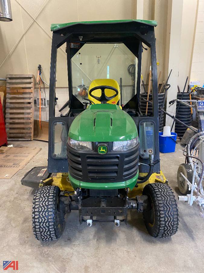 Auctions International Auction Avoca CSDNY 34945 ITEM John Deere