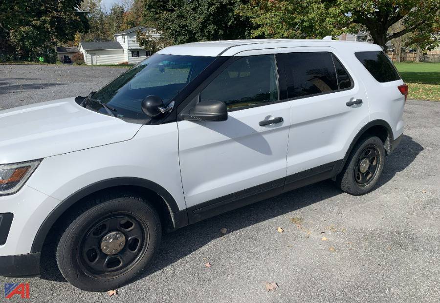 Auctions International Auction Town of Whitestown PDNY 34952 ITEM 2016 Ford Explorer SUV