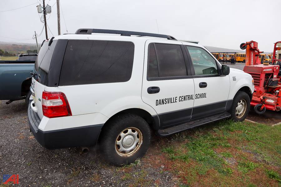 Auctions International Auction Dansville CSDNY 35050 ITEM 2010 Ford Expedition SUV/185