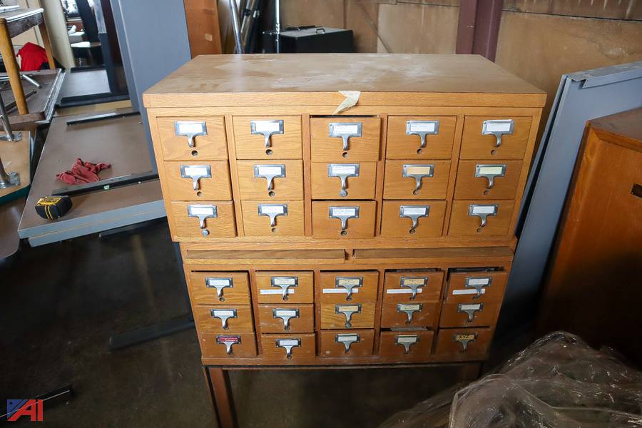 Auctions International Auction Dansville CSDNY 35050 ITEM Oak