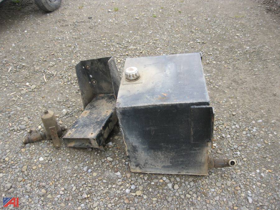 Auctions International Auction Surplus LiquidationNY 35083 ITEM