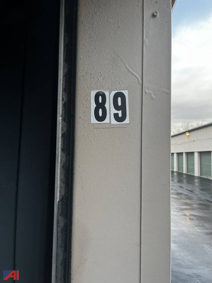Auctions International Auction Storage Unit AuctionNY 35155 ITEM Storage Unit C89