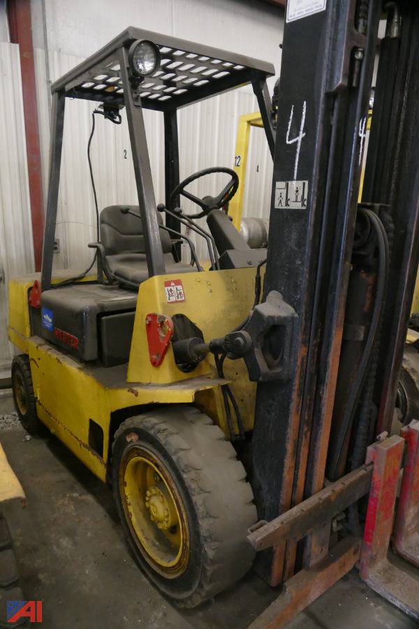 Auctions International Auction Port of AlbanyNY 35213 ITEM (4