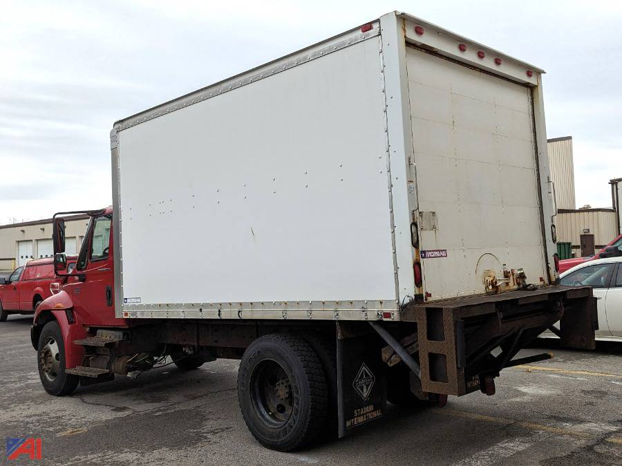 Auctions International Auction Massena CSDNY 35253 ITEM 2007 International 4200 Box Truck