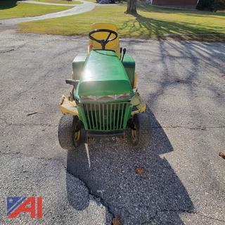 John Deere 318 Lawn and Garden Tractor