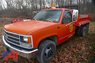 (#1) (54) 1993 Chevy C/K 3500 1 Ton Dump Truck