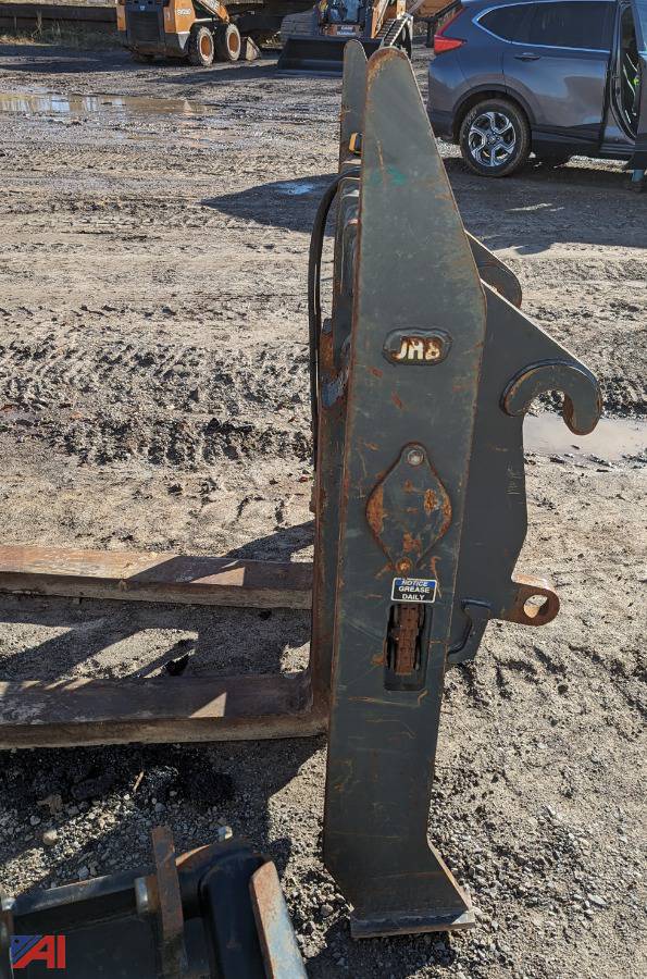 Auctions International Auction Monroe Tractor, N. Syracuse, Blow Out