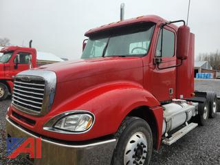 2005 Freightliner Columbia Day Cab Tractor