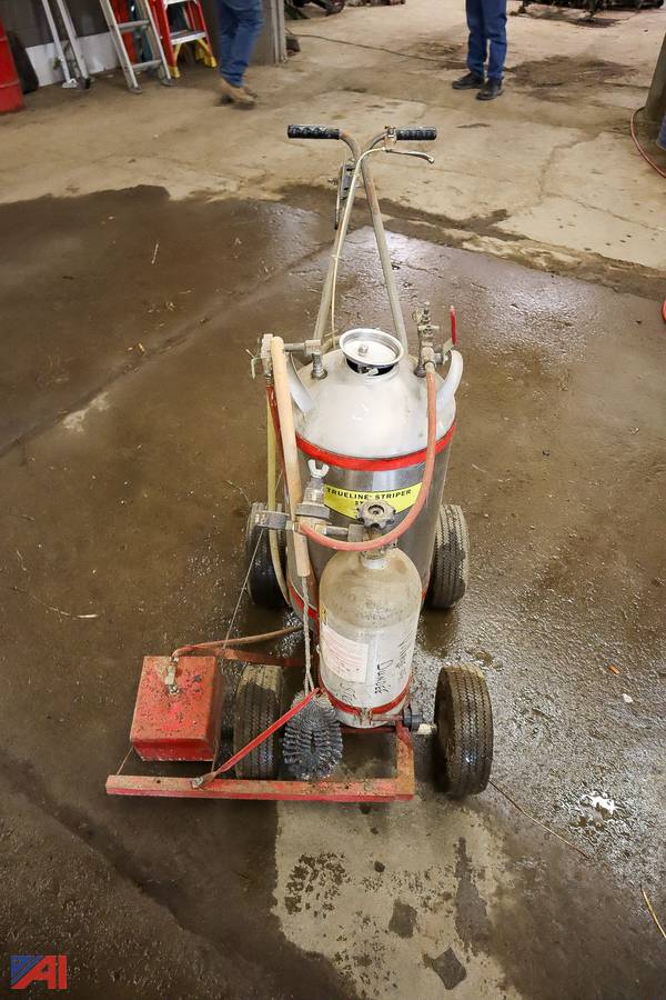 Auctions International Auction Village of Dundee DPWNY 35661 ITEM