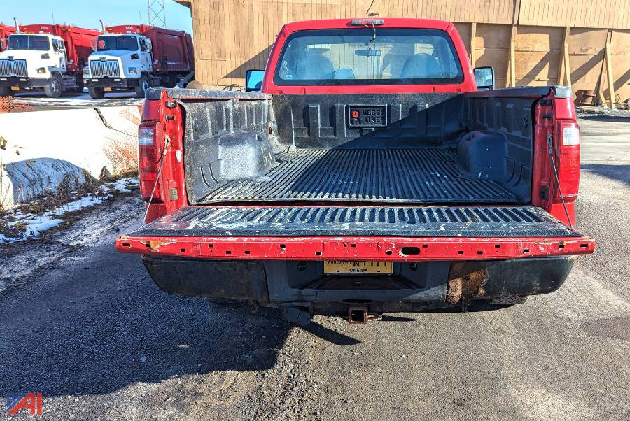 Auctions International Auction Town of WhitestownNY 35687 ITEM 2008 Ford F250 XL Super