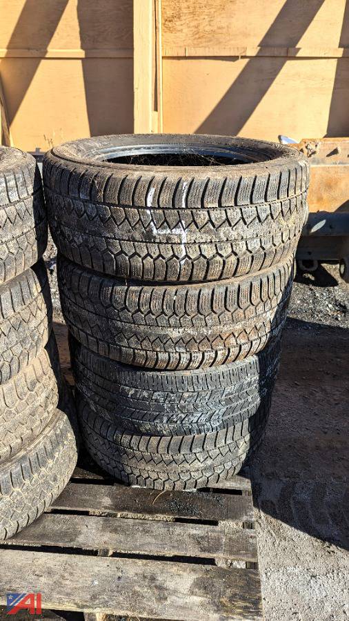 Auctions International Auction Town of WhitestownNY 35687 ITEM (8