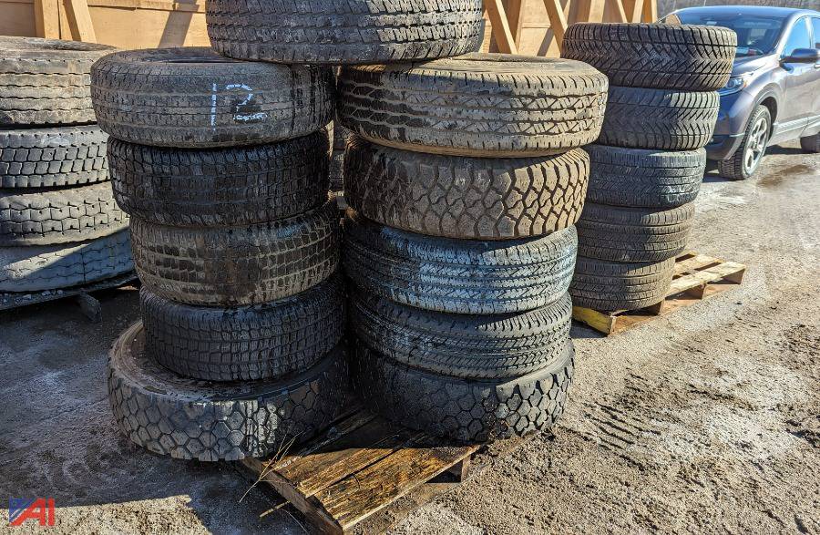Auctions International Auction Town of WhitestownNY 35687 ITEM (11) Assorted Tires