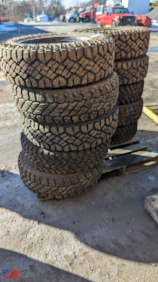 Auctions International Auction Town of WhitestownNY 35687 ITEM