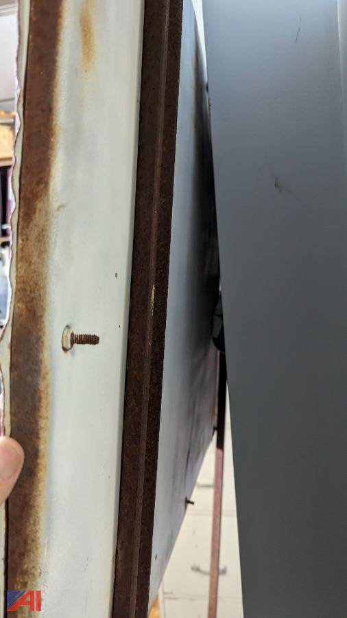 Auctions International Auction Town of WhitestownNY 35687 ITEM 30 x 43" Road Sign