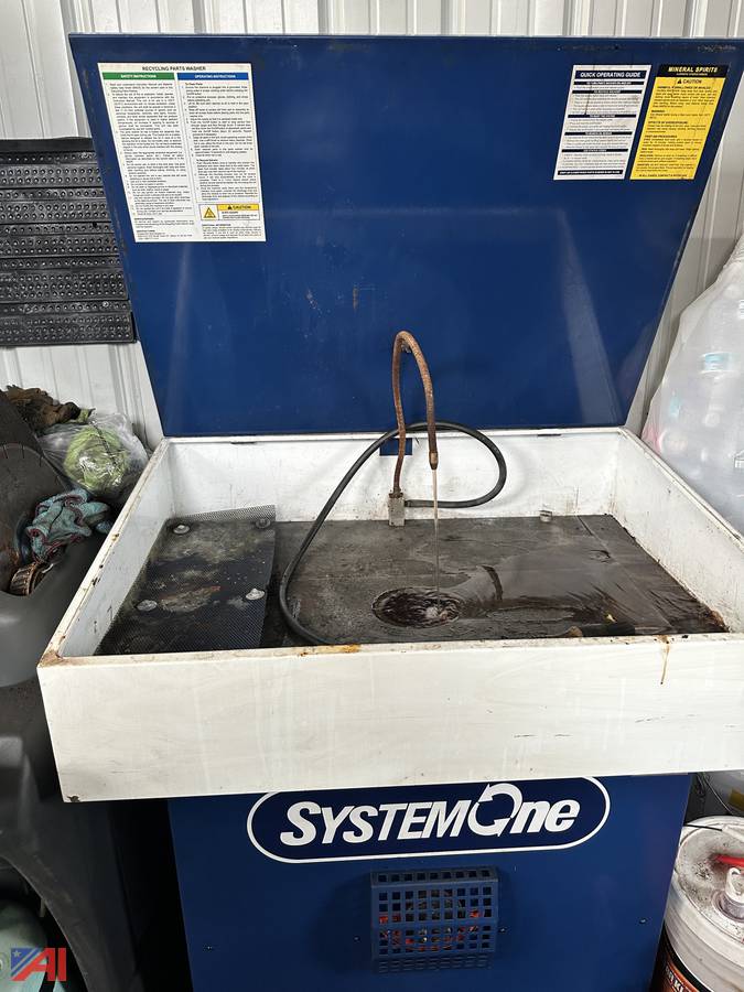 Auctions International Auction Surplus LiquidationNY 35691 ITEM