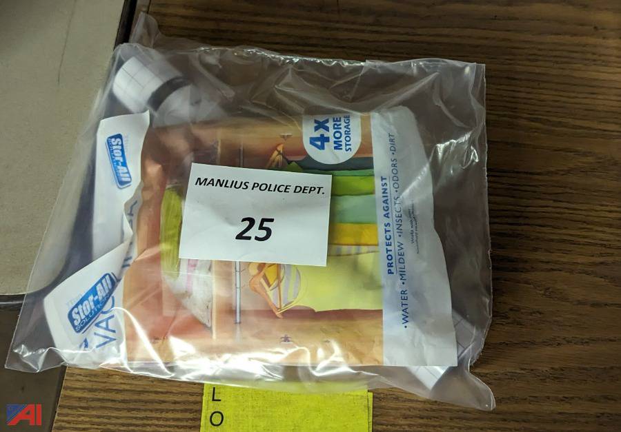 Auctions International Auction Manlius PoliceNY 35936 ITEM Vacuum