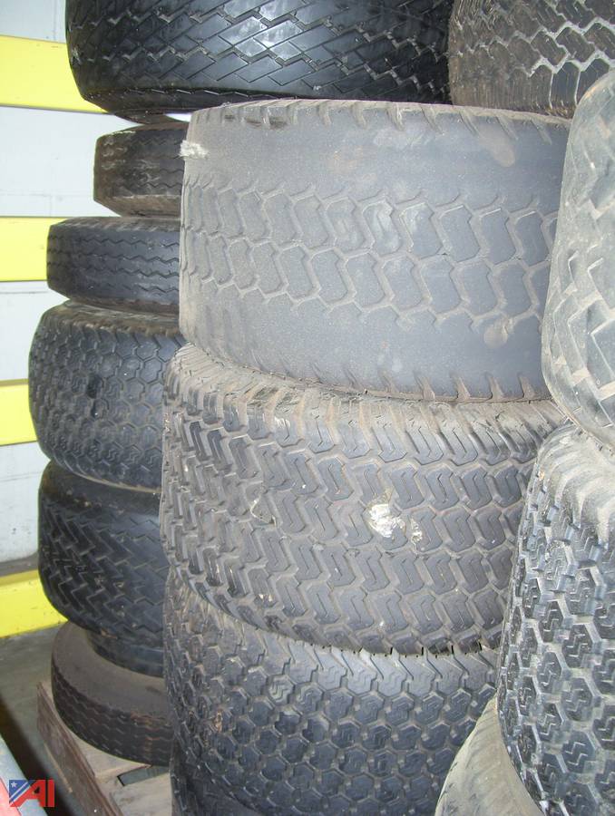 Auctions International Auction MCCA BostonMA 36112 ITEM Lot of