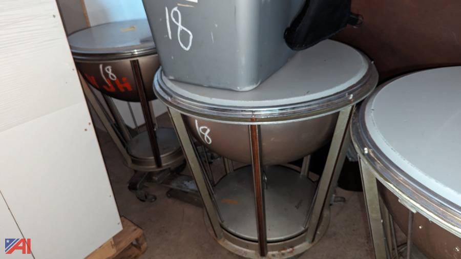 Auctions International Auction Waterloo CSDNY 36316 ITEM (4