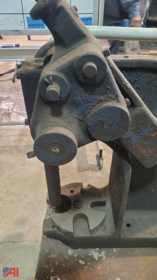 Auctions International Auction Business SurplusNY 36396 ITEM