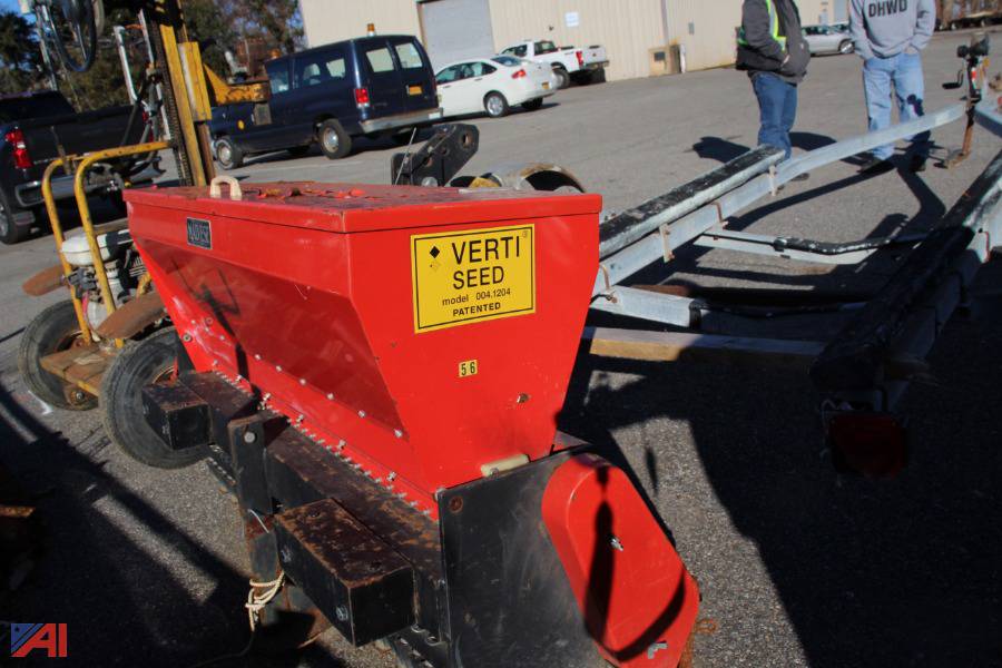 Auctions International Auction Town of Huntington Fleet, Long Island