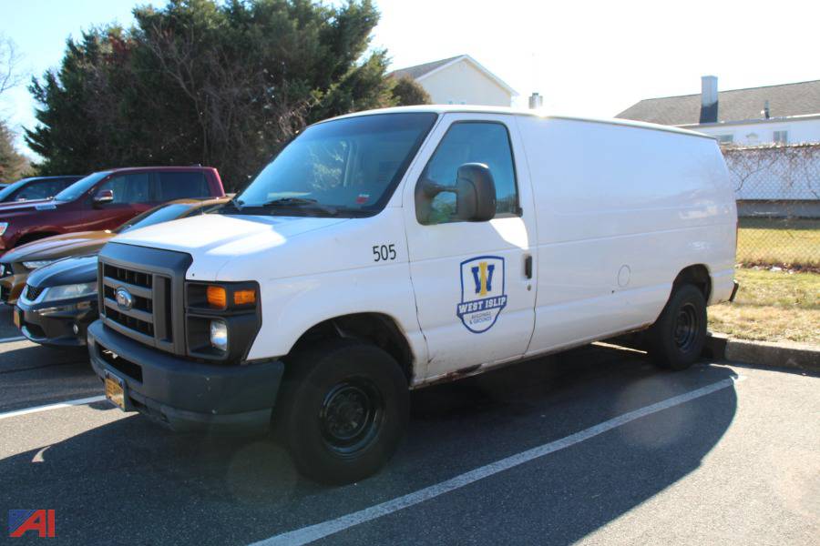 Auctions International Auction West Islip UFSD, Long IslandNY