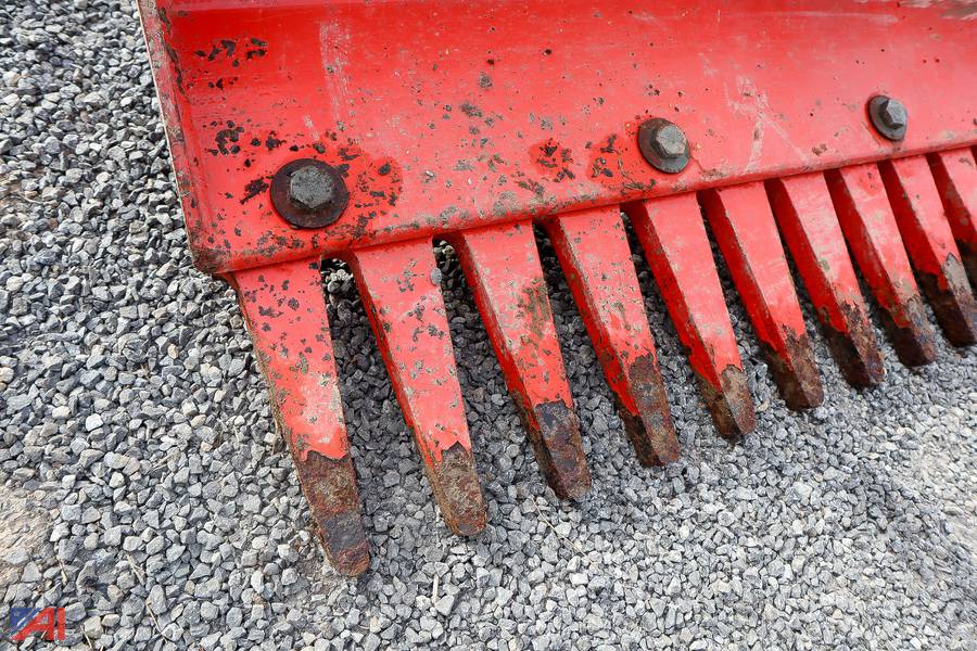 Auctions International Auction Town of Royalton HwyNY 36566 ITEM