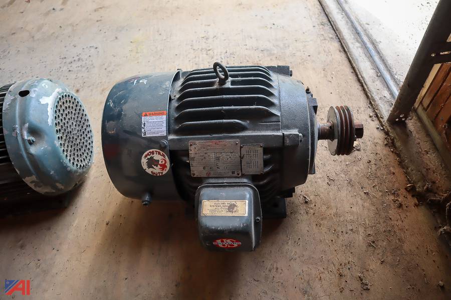 Auctions International Auction Town of Royalton HwyNY 36566 ITEM