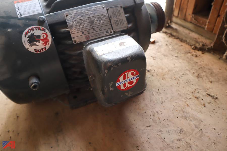 Auctions International Auction Town of Royalton HwyNY 36566 ITEM