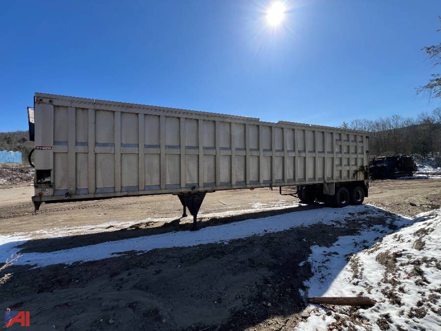 Auctions International Auction Town of Rumford Public WorksME 36983 ITEM 1990 Steco AE4596