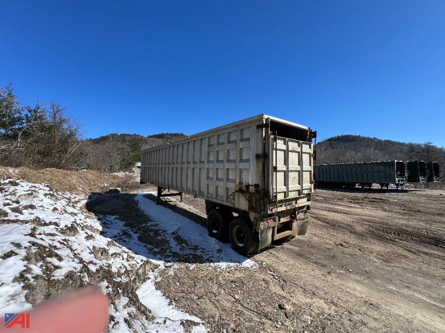 Auctions International Auction Town of Rumford Public WorksME 36983 ITEM 1990 Steco AE4596
