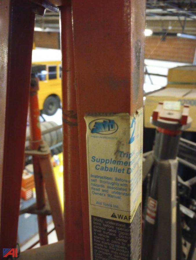 Auctions International Auction Schoharie SchoolsNY 37021 ITEM (4