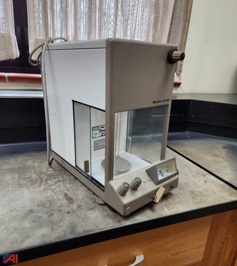 Auctions International Auction Village of CanastotaNY 37166 ITEM Metter Scale