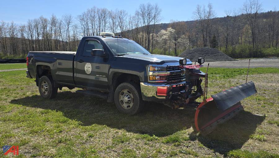 Auctions International Auction Town of Van Etten HwyNY 37335 ITEM