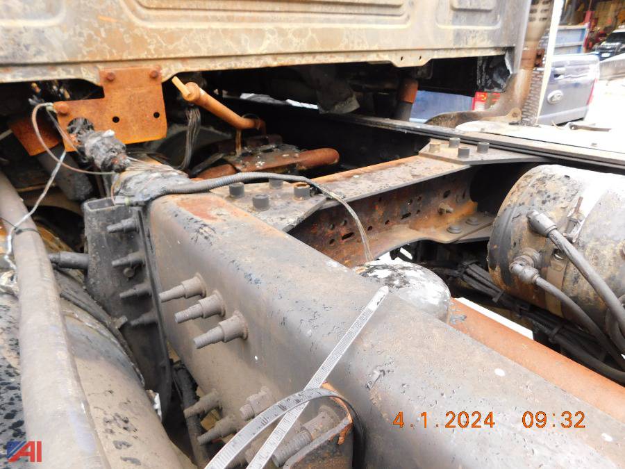 Auctions International Auction City of YonkersNY 37351 ITEM (344) 2012 Mack GU813 Garbage