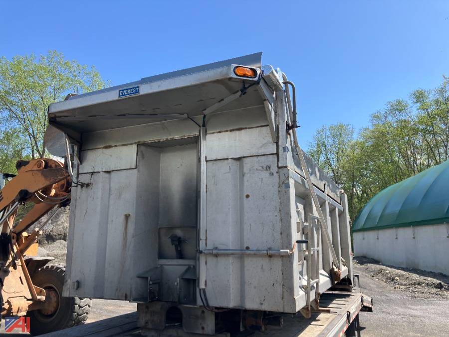 Auctions International Auction Town of Ancram HwyNY 37566 ITEM