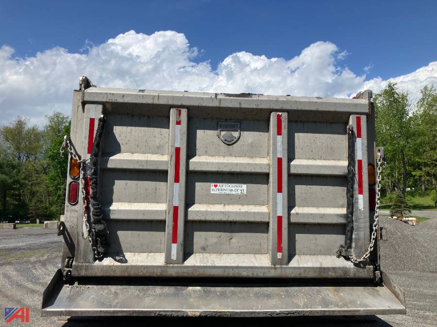 Auctions International Auction Town of Ancram HwyNY 37566 ITEM