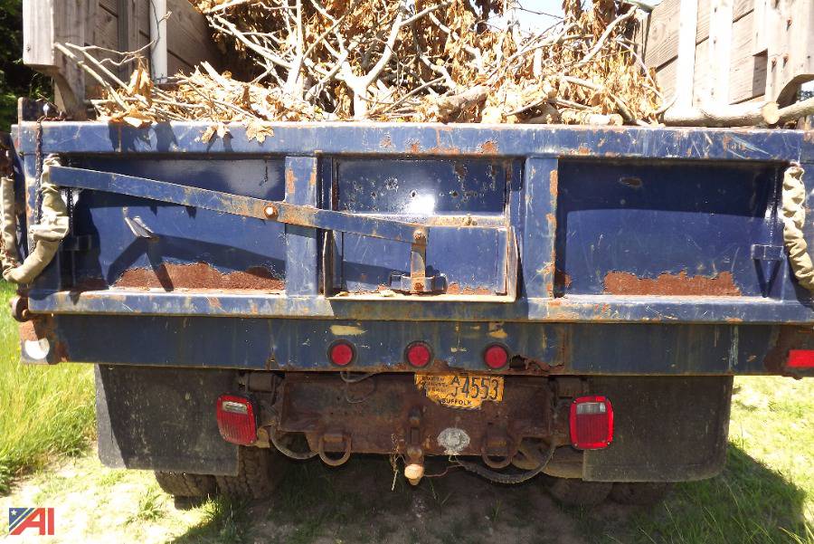 Auctions International Auction BayportBlue Point UFSD, Long Island