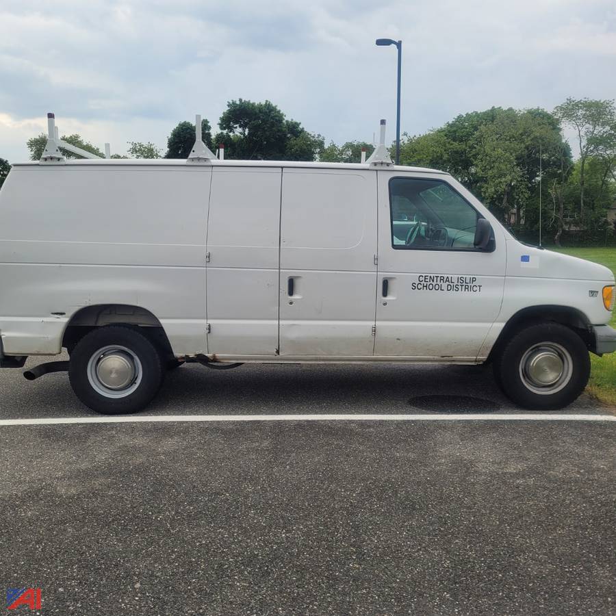 Auctions International Auction Central Islip UFSDNY 38095 ITEM