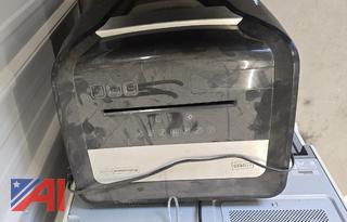 Xerox Copier & (2) Staples Paper Shredders Auction | Auctions