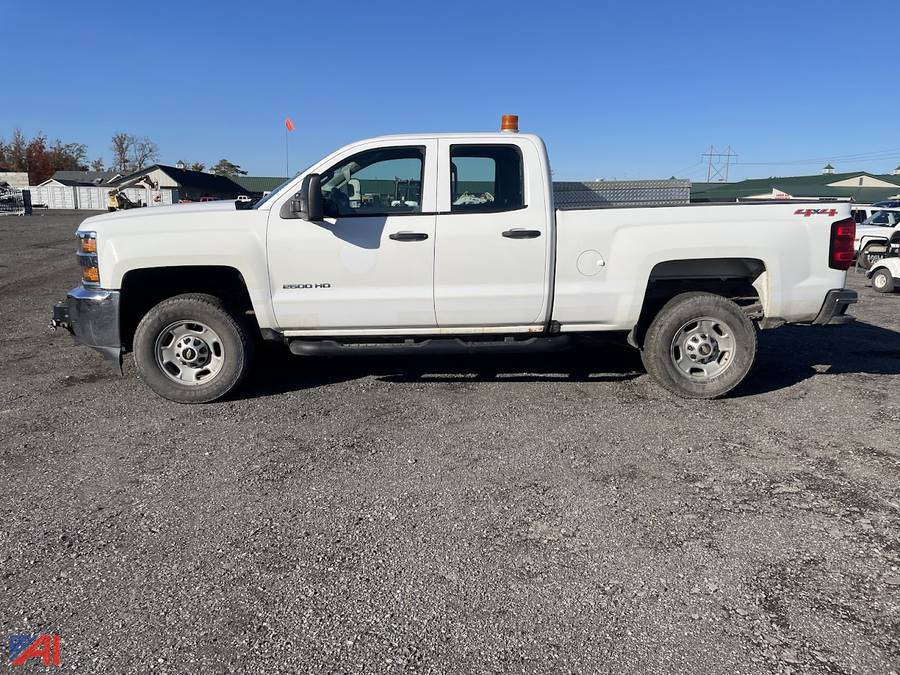 Auctions International Auction National Fuel 17 39687 ITEM 2017