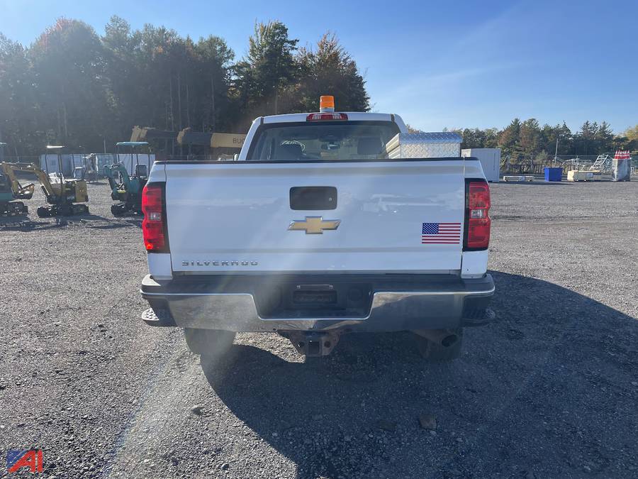 Auctions International Auction National Fuel 17 39687 ITEM 2017