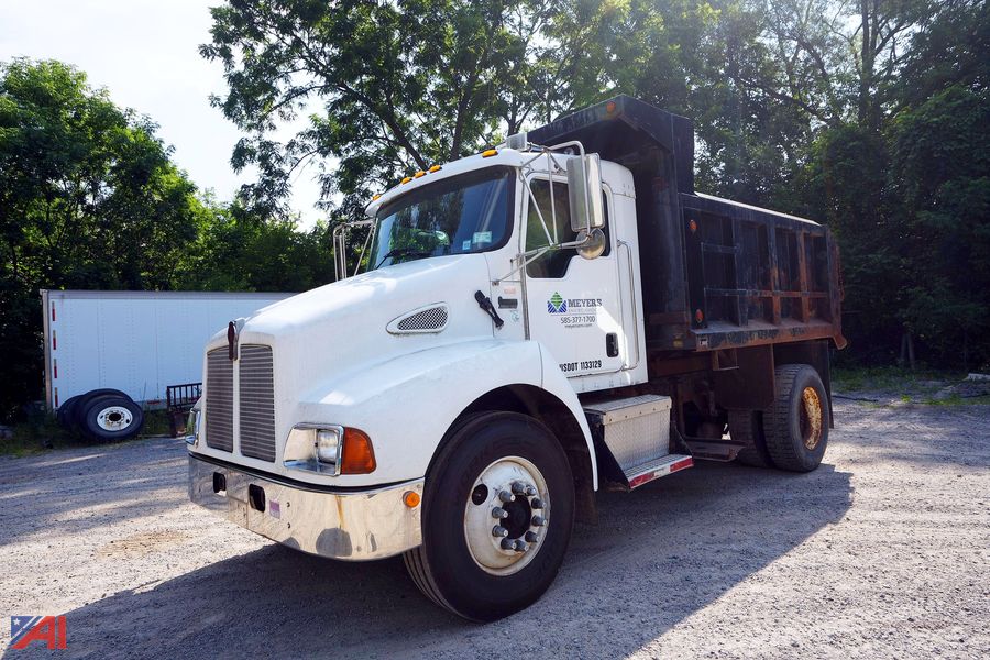 2004 Kenworth T300 Dump Truck Auction | Auctions International